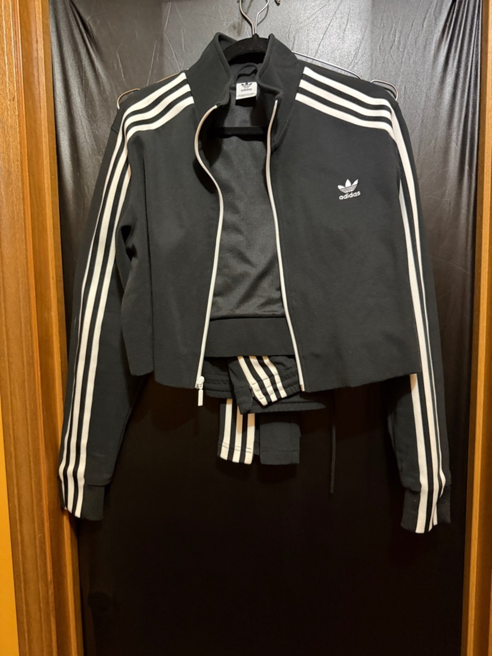 adidas Originals Cropped Track
Jacket - Picture 6 of 8